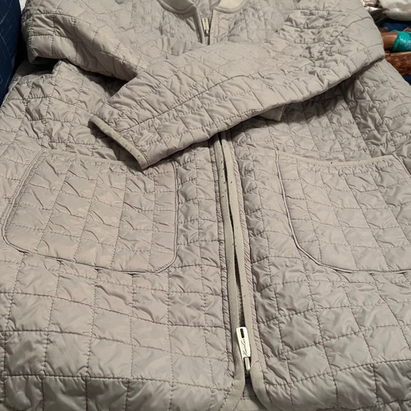Quilted Long Jacket in Light tan - Picture 3 of 4